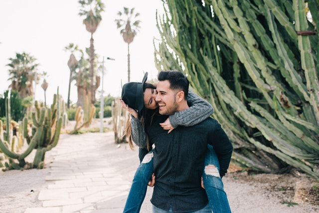 WHAT DOES IT FEEL WHEN YOU HAVE A LOVER BACK